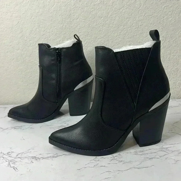 Sun + Stone Womens Black Back Abigail Pointed Toe Booties 6.5M - Picture 2 of 13